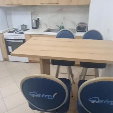 Saranda Kodra Underground Flat * Polisi i Vogel