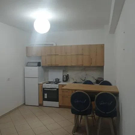 Saranda Kodra Underground Flat Polisi i Vogel