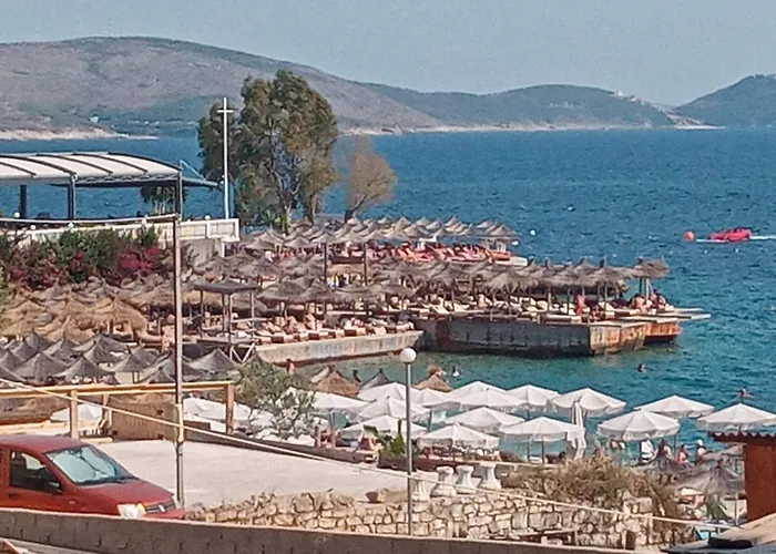 Appartamento Saranda Kodra Underground Flat *