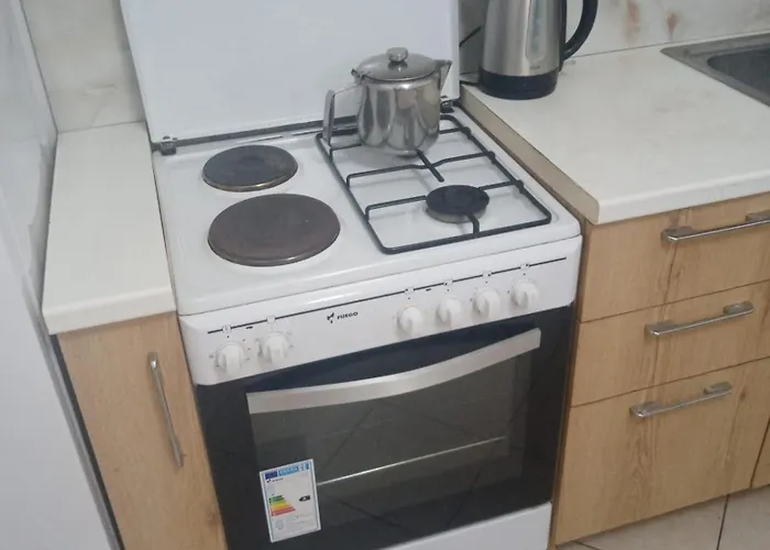 Saranda Kodra Underground Flat